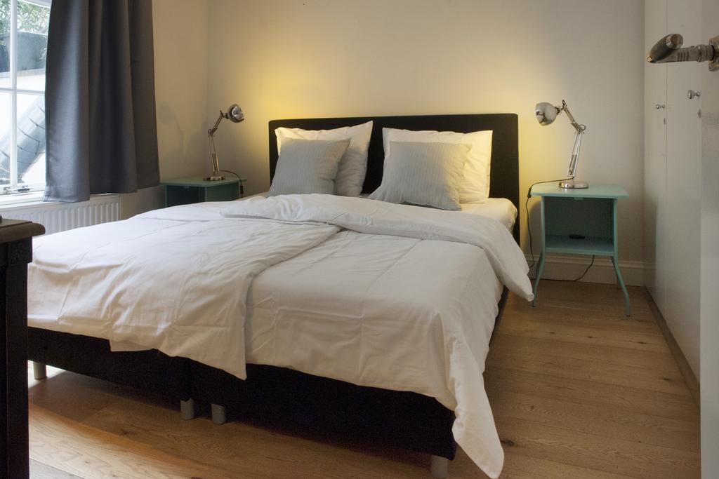 Canal Studio Apartment Amsterdam Pokój zdjęcie