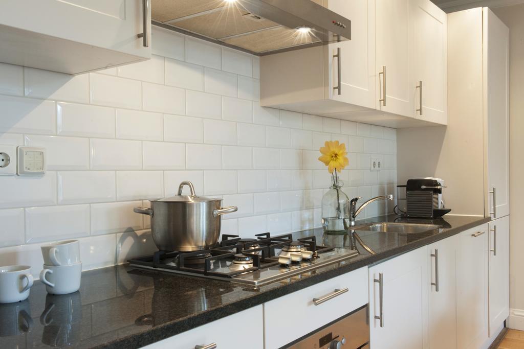 Canal Studio Apartment Amsterdam Pokój zdjęcie